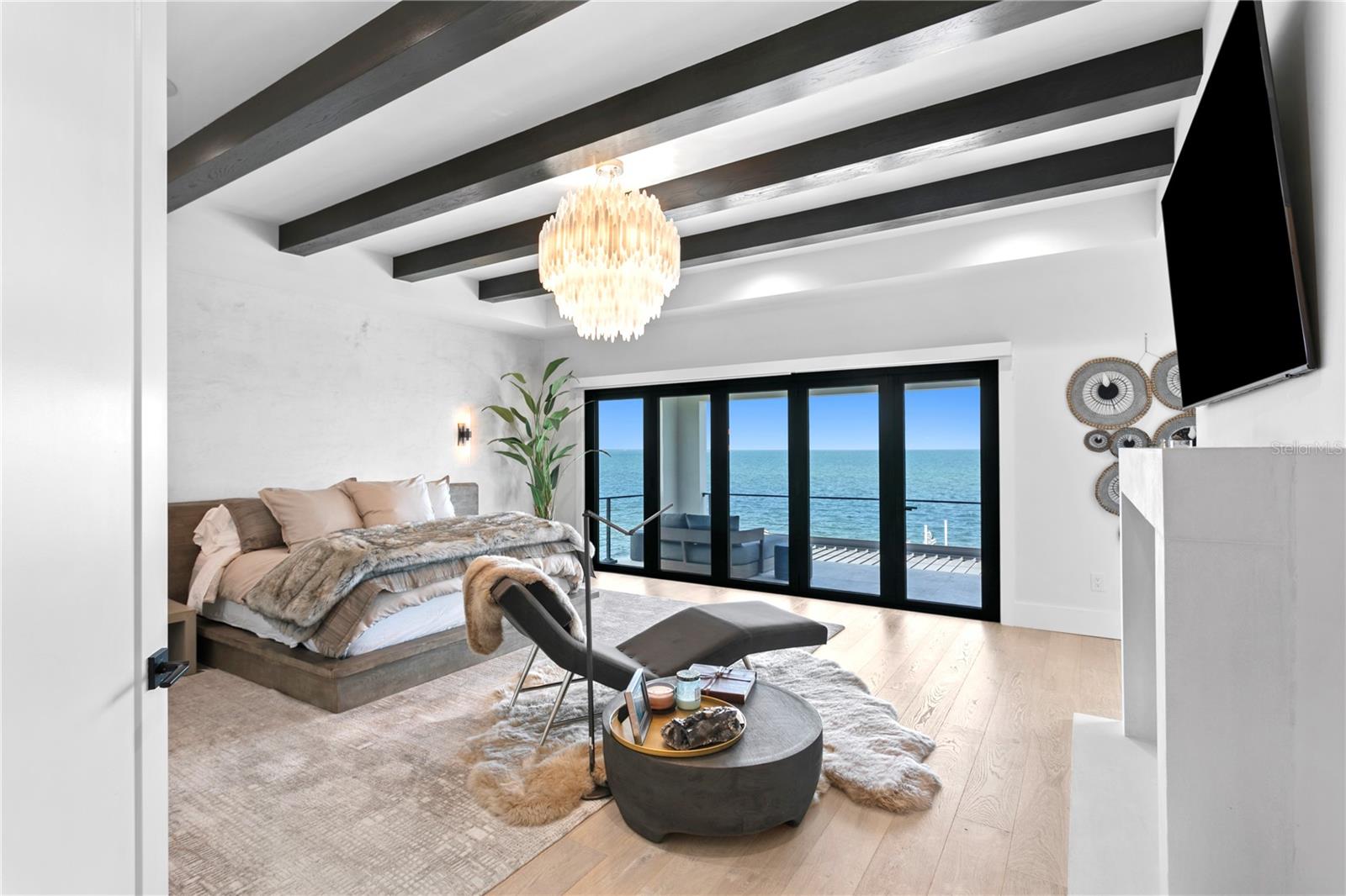 VENETIAN ISLES - Residential