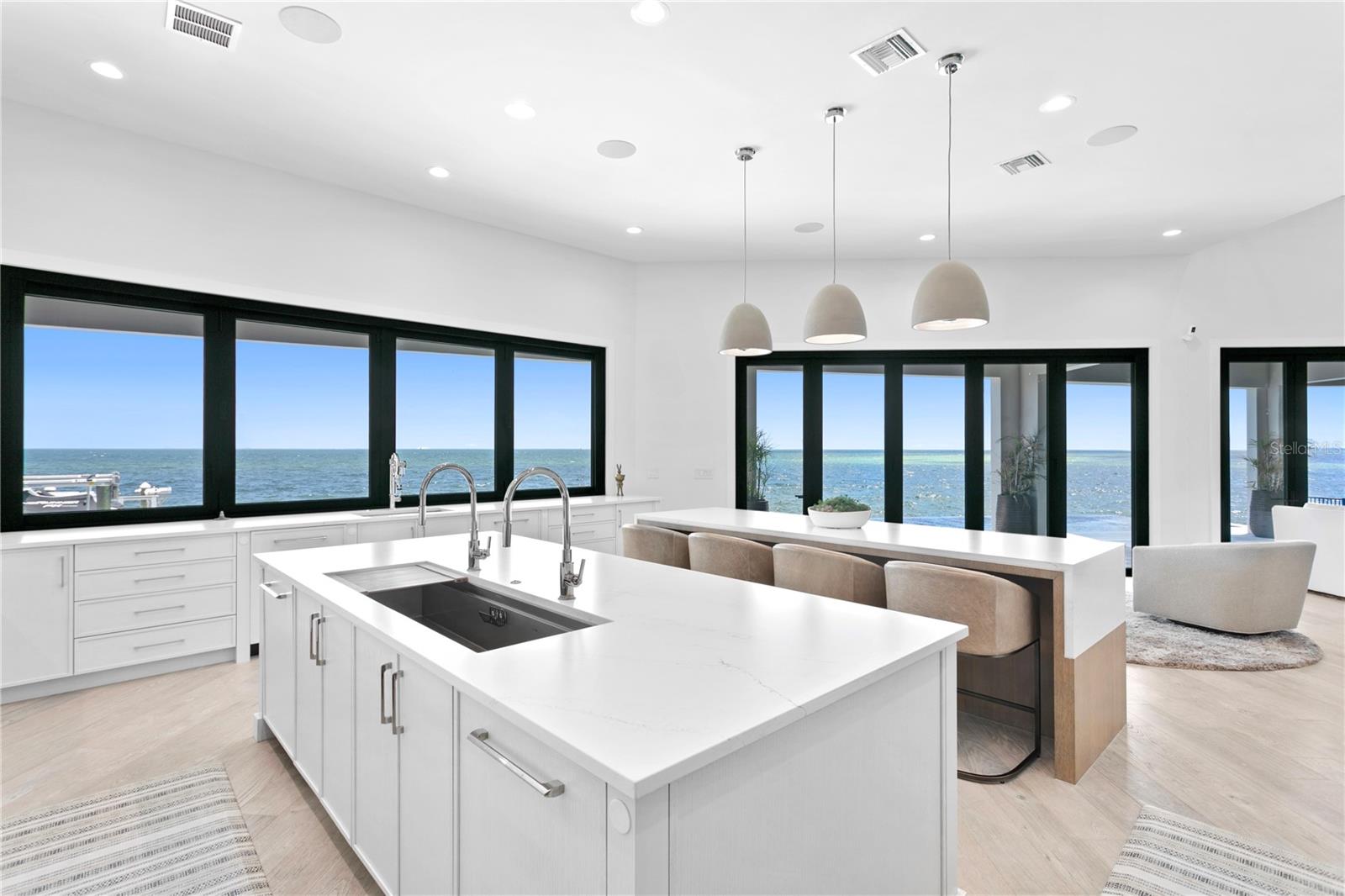 VENETIAN ISLES - Residential