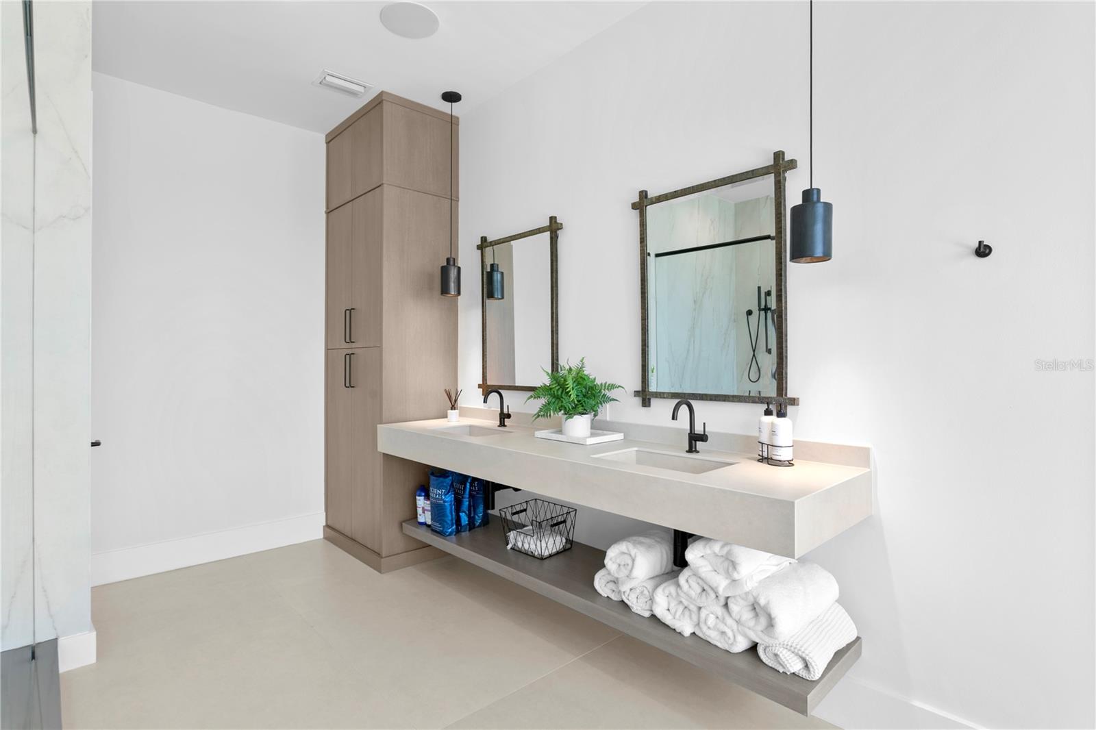 VENETIAN ISLES - Residential