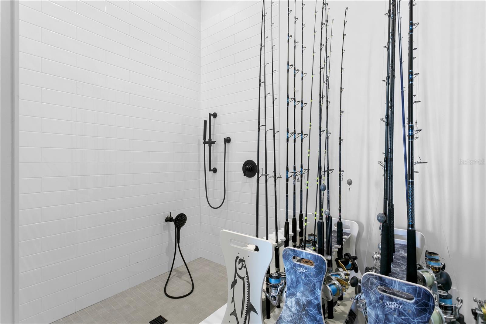 VENETIAN ISLES - Residential