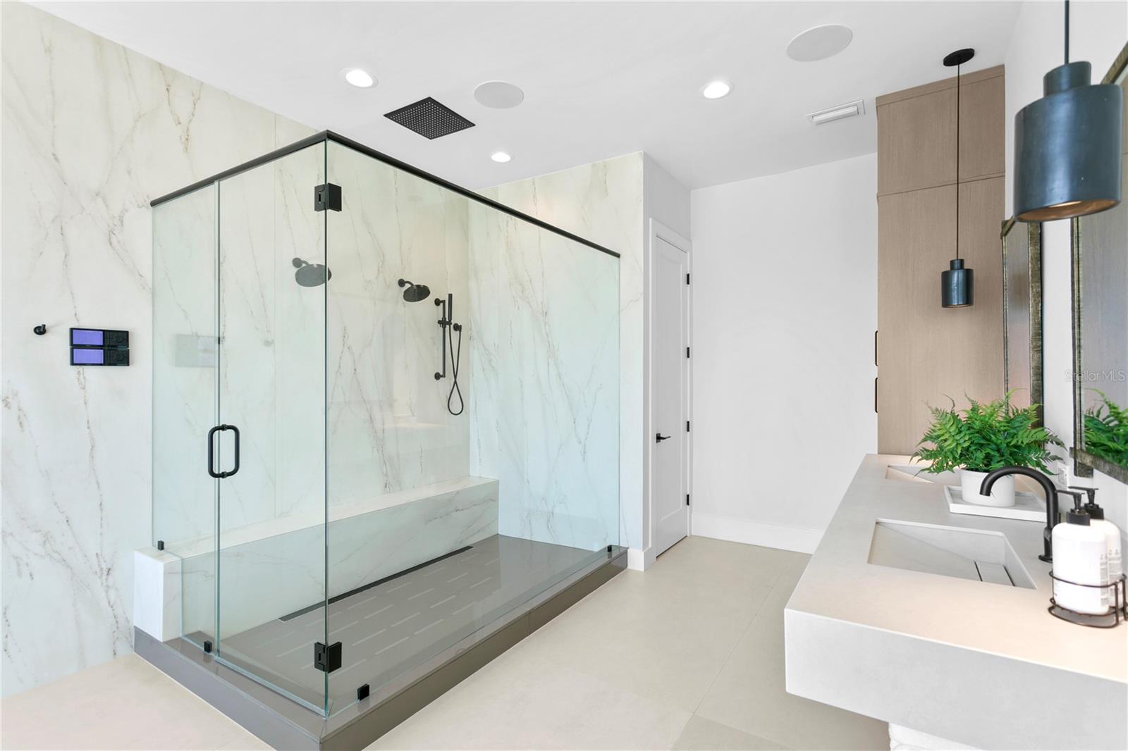 VENETIAN ISLES - Residential