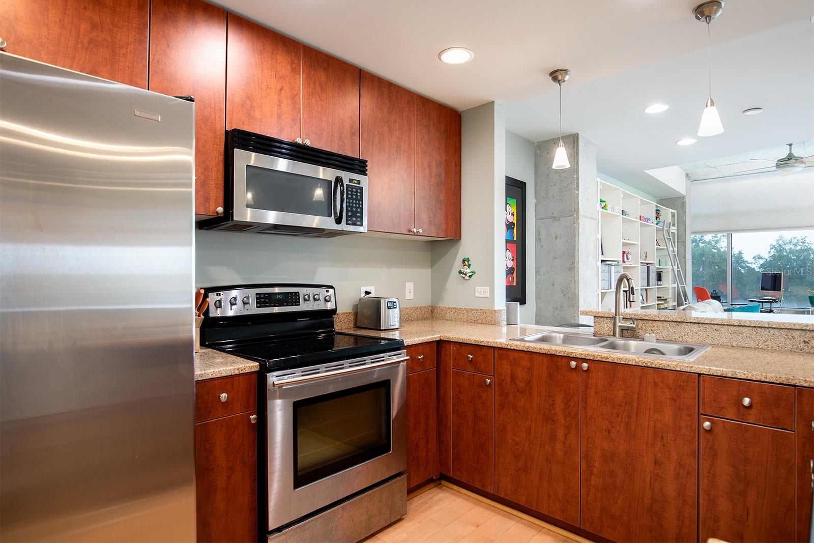 525 E JACKSON STREET 507