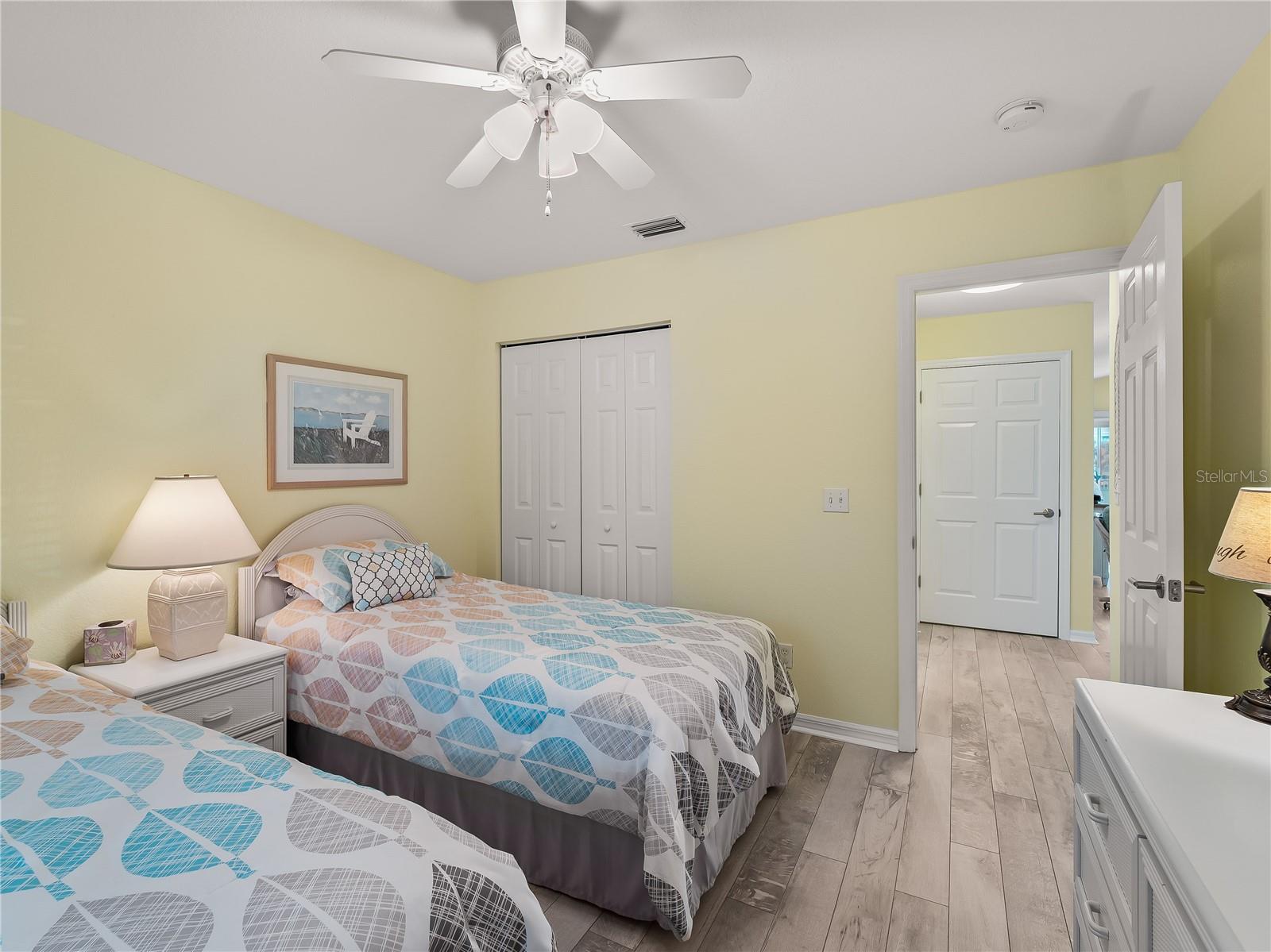 WATERS EDGE AT HERITAGE OAK PK - Residential