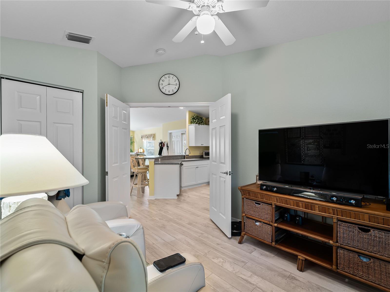 WATERS EDGE AT HERITAGE OAK PK - Residential