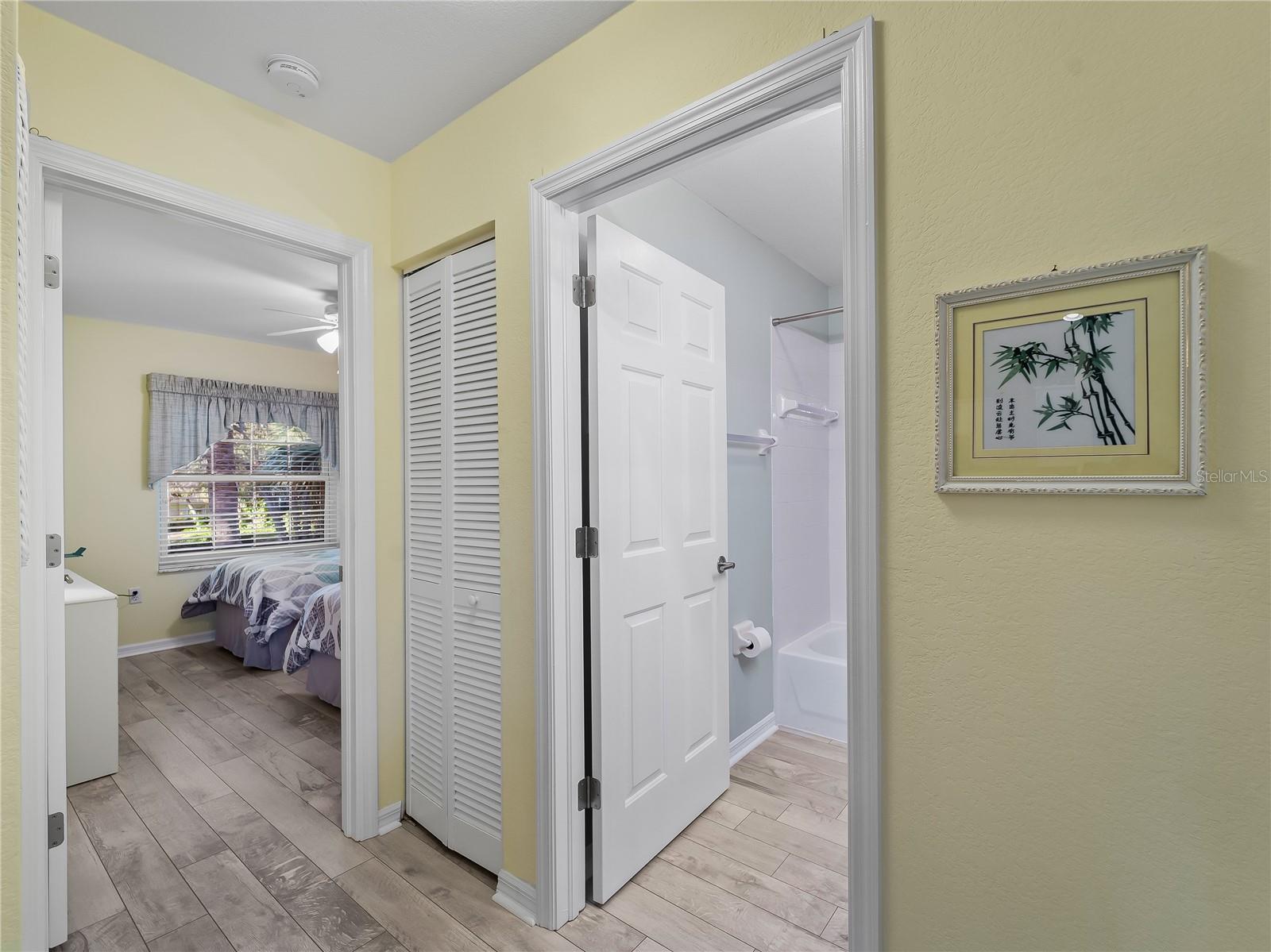 WATERS EDGE AT HERITAGE OAK PK - Residential