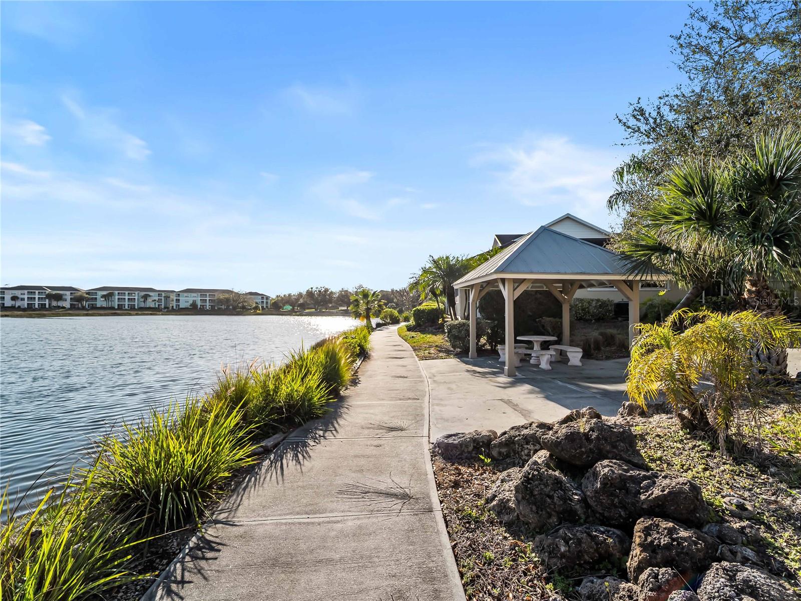 WATERS EDGE AT HERITAGE OAK PK - Residential