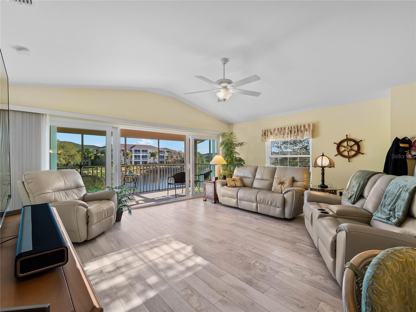 WATERS EDGE AT HERITAGE OAK PK - Residential