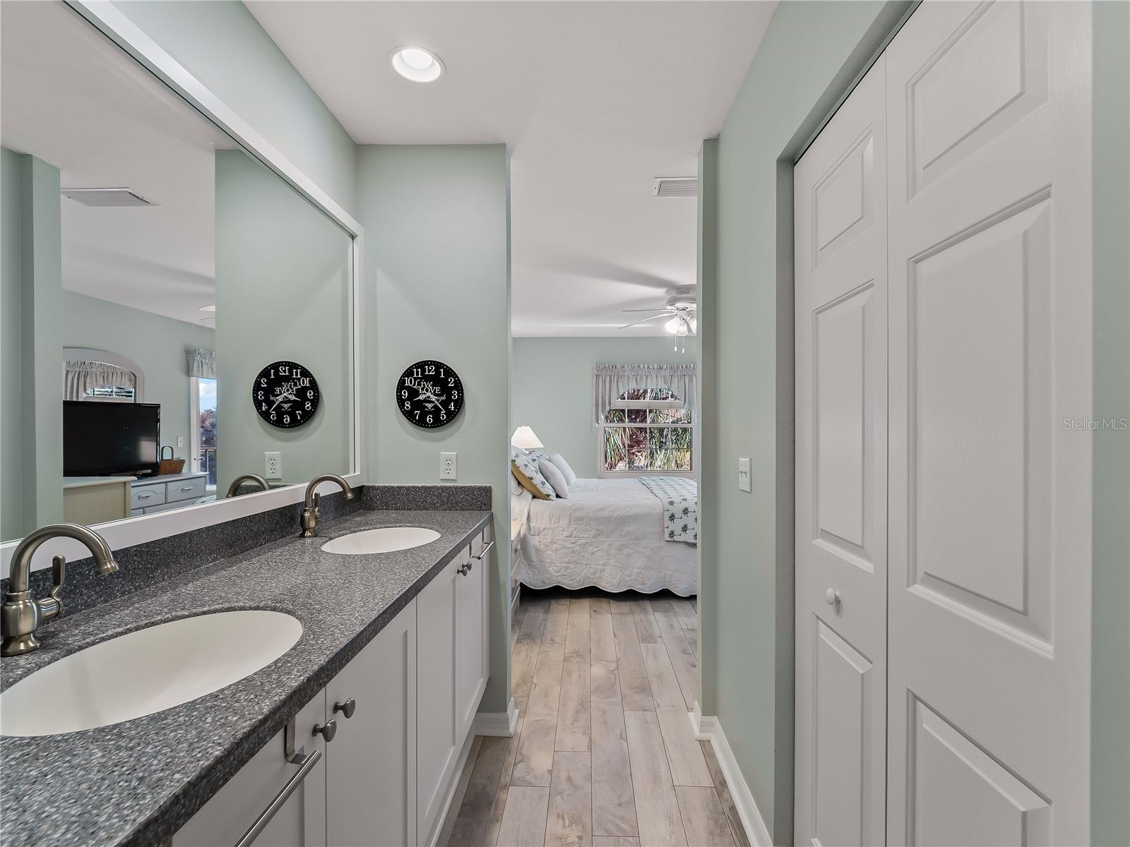 WATERS EDGE AT HERITAGE OAK PK - Residential