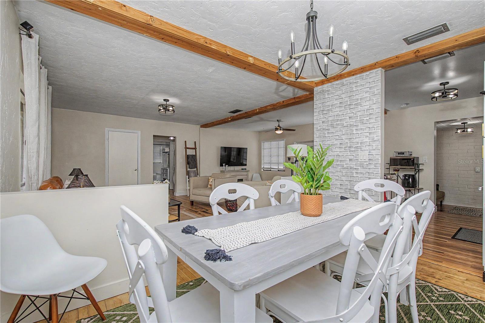 WYOMINA TERRACE - Residential