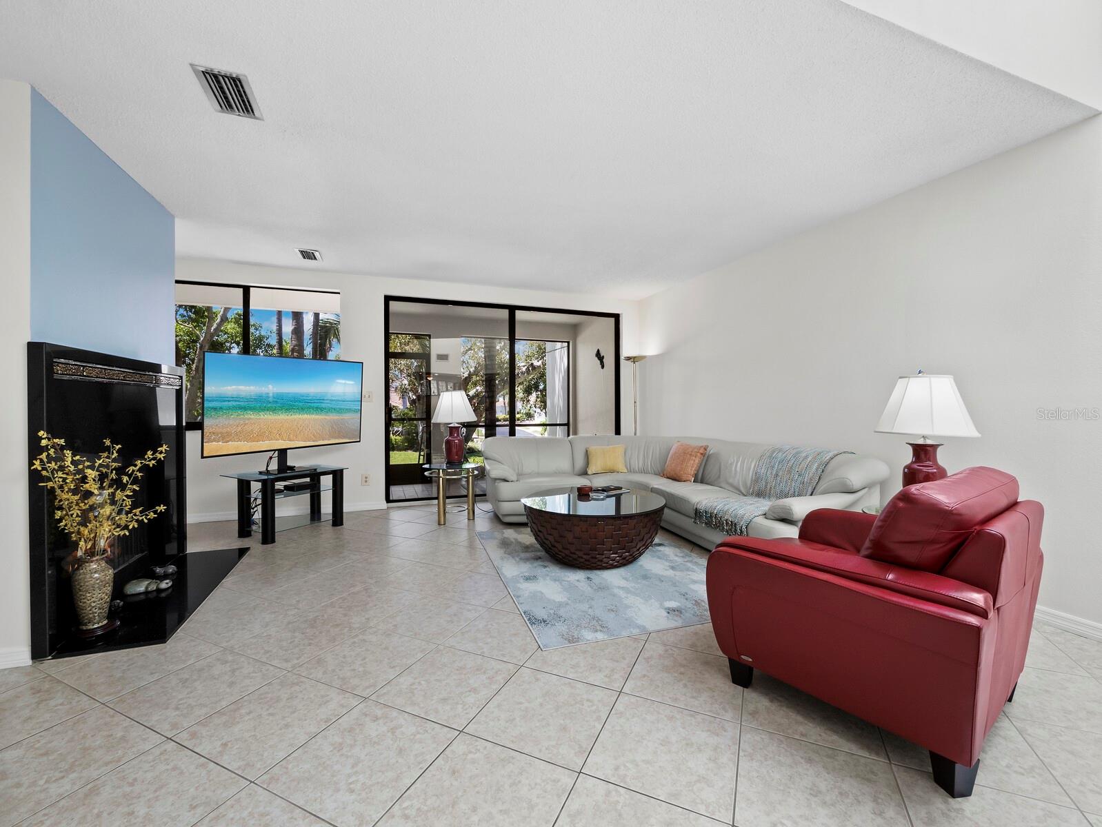 1904 HARBOURSIDE DRIVE 202