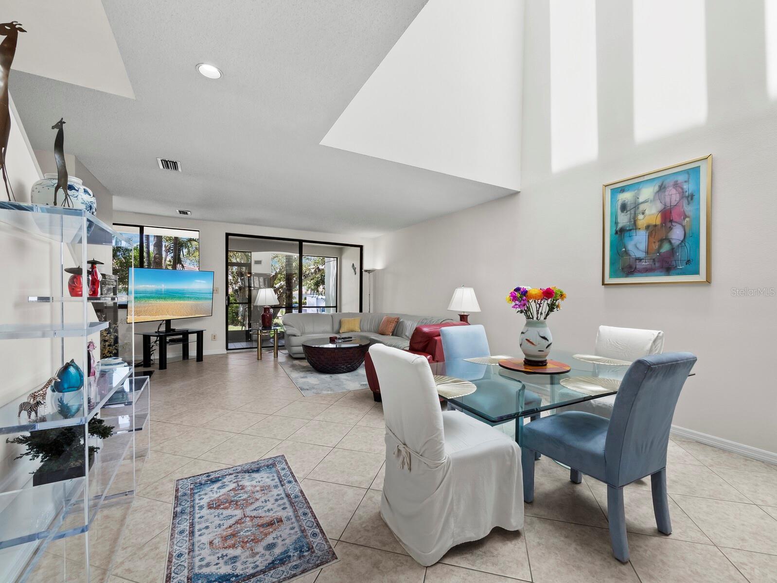 1904 HARBOURSIDE DRIVE 202