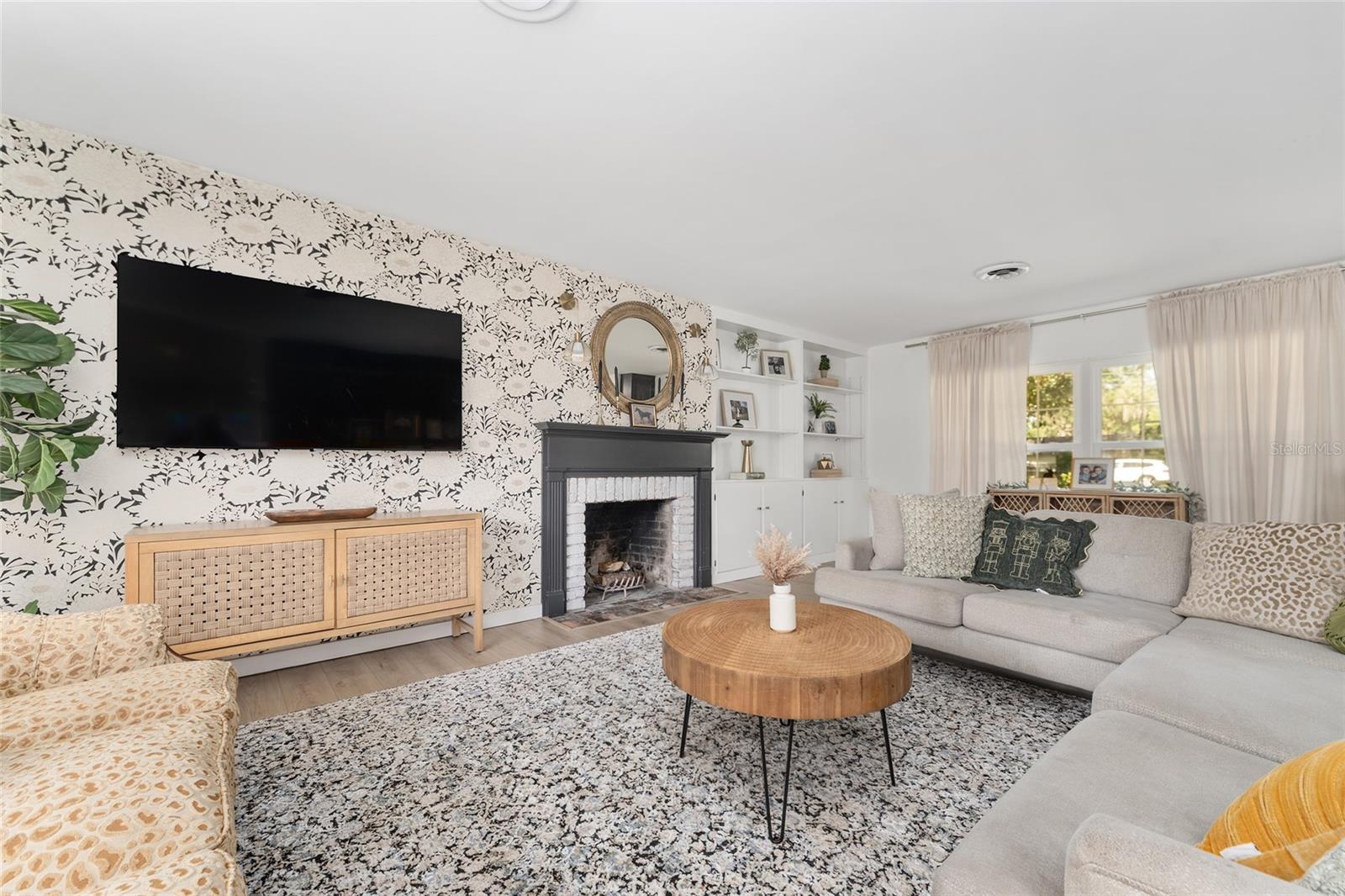 WOODFIELDS UN 7 - Residential