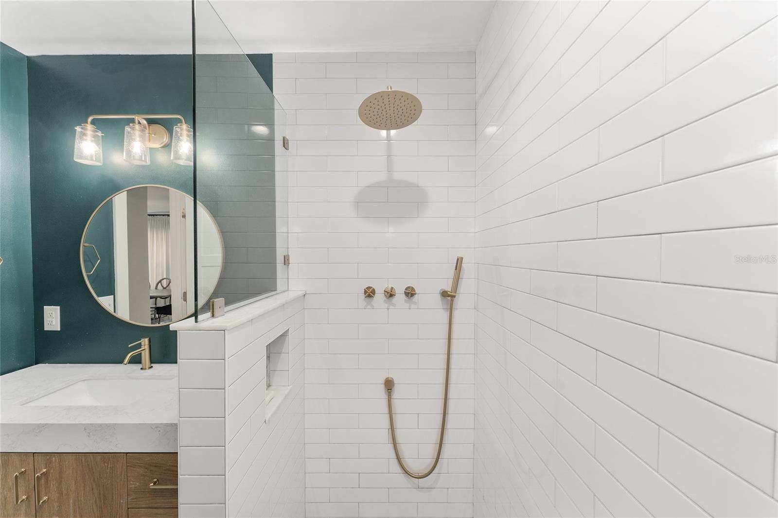 WOODFIELDS UN 7 - Residential