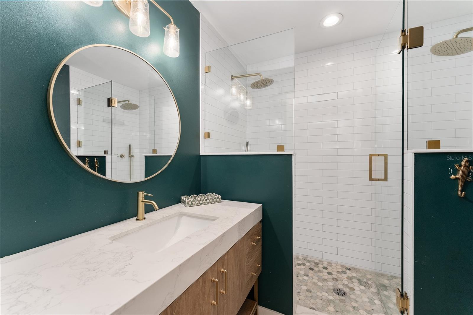 WOODFIELDS UN 7 - Residential