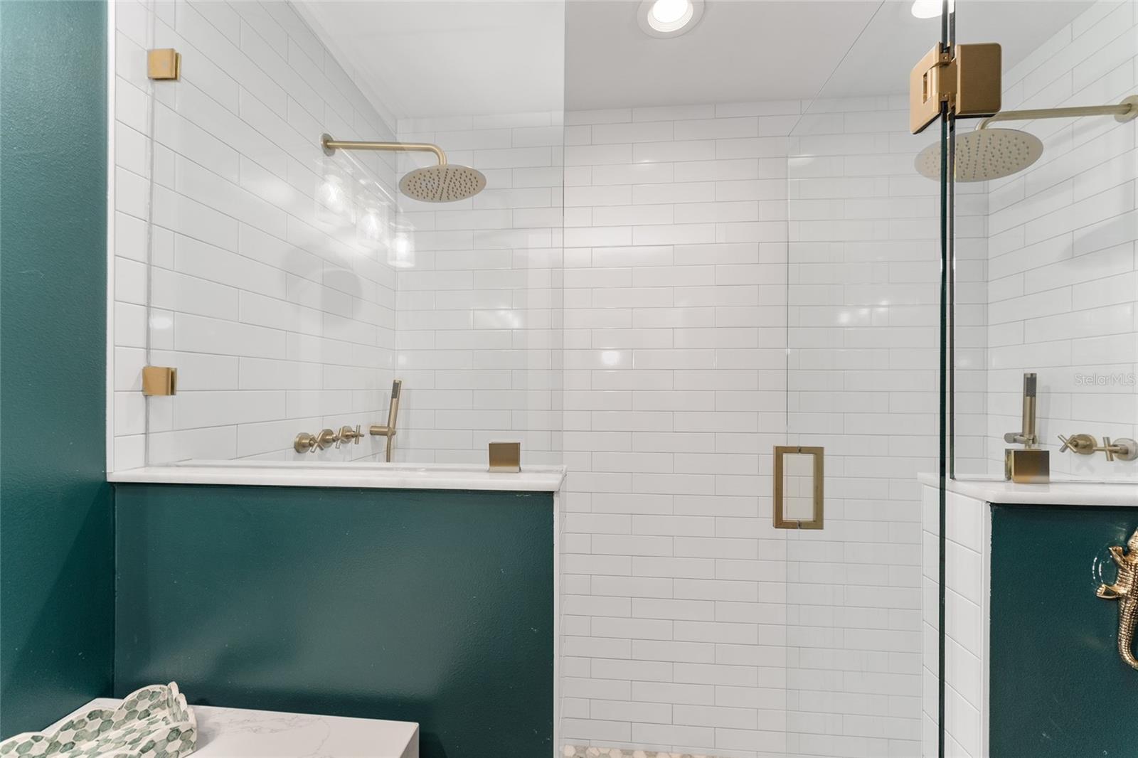 WOODFIELDS UN 7 - Residential