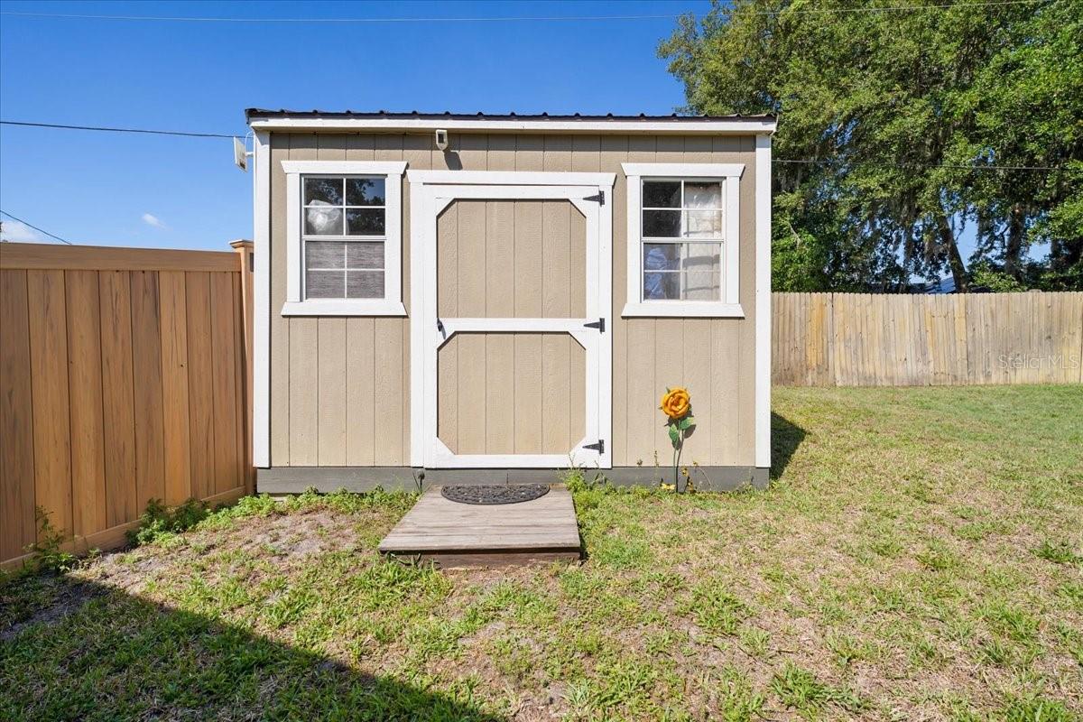 OAK BLUFF - Residential