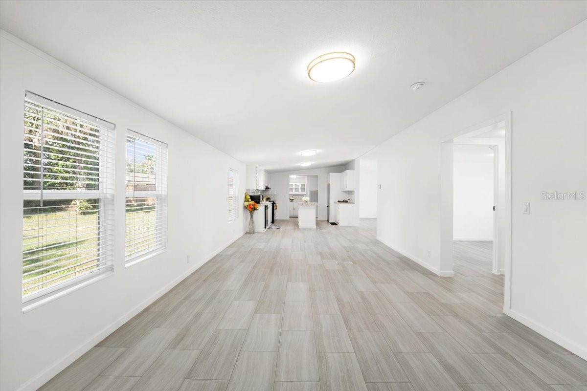 OAK BLUFF - Residential