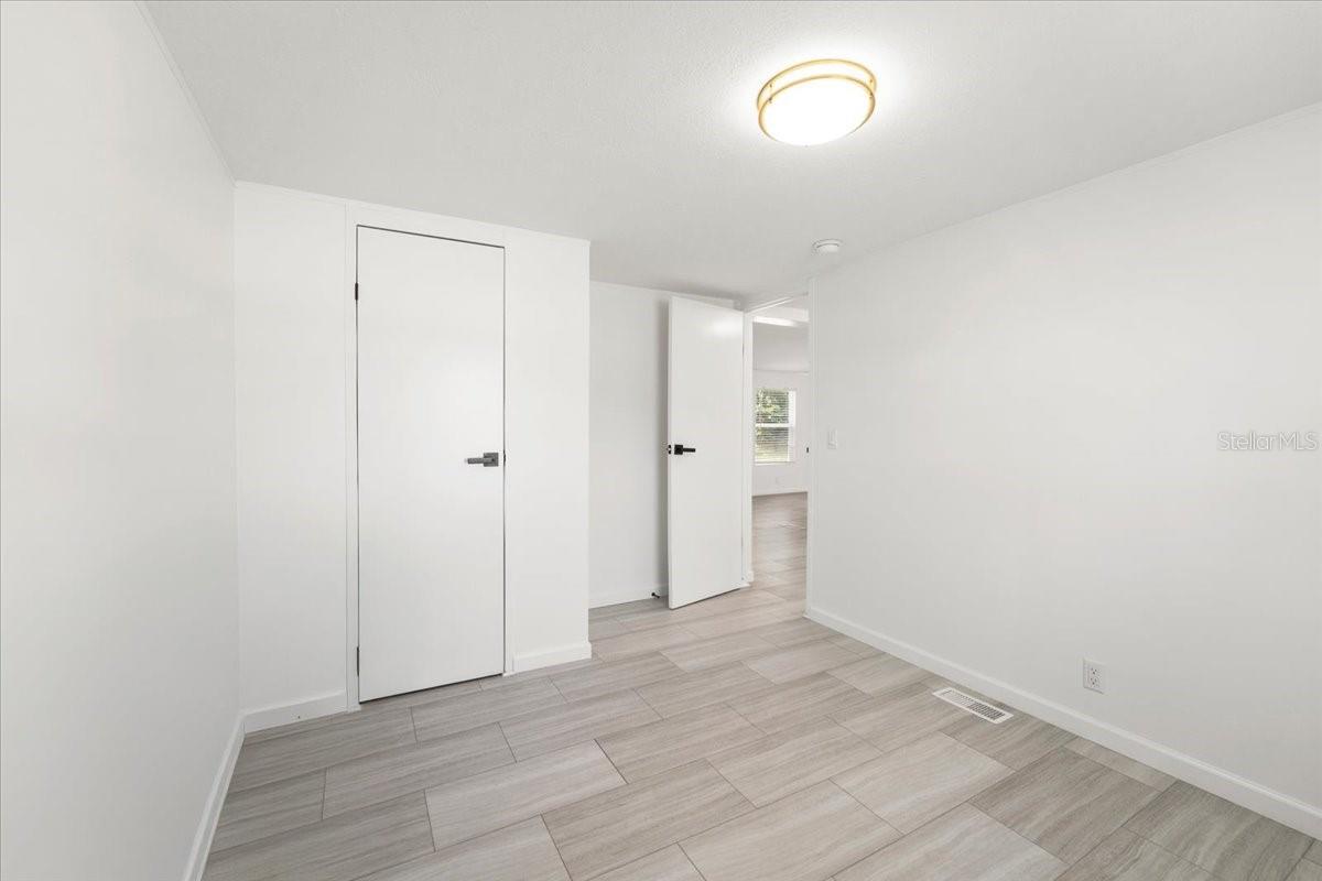 OAK BLUFF - Residential