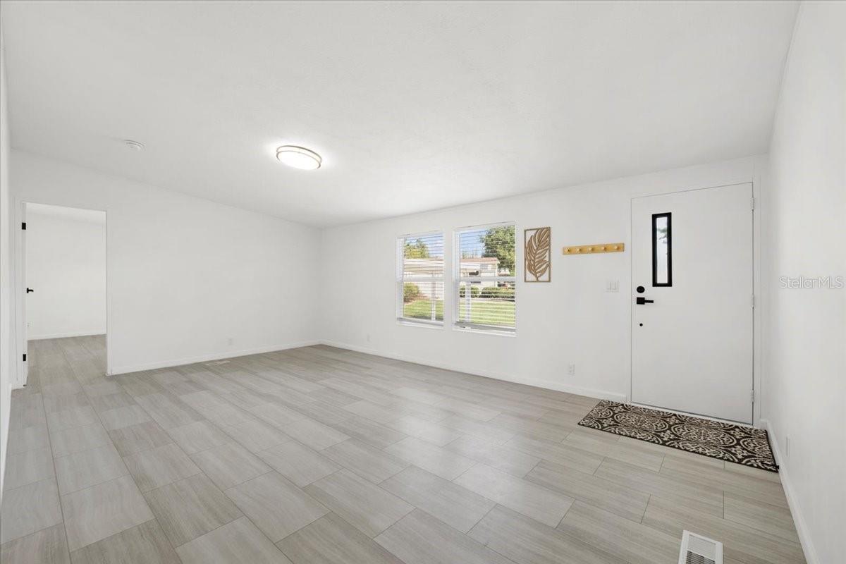 OAK BLUFF - Residential