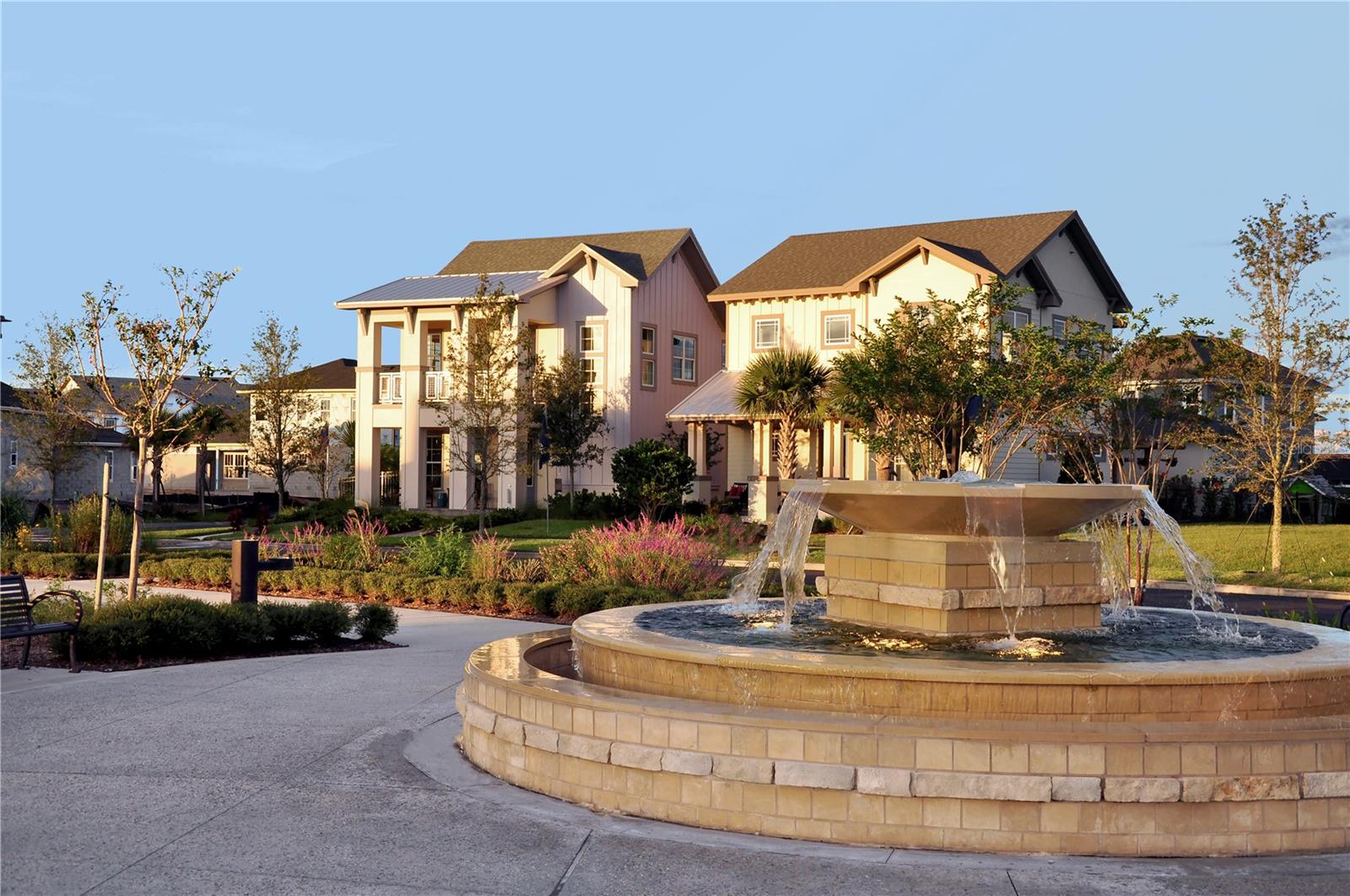 LAUREATE PARK - Residential