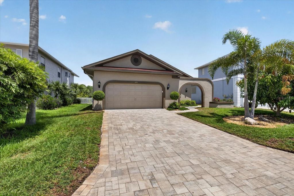 Photo of 6236 Bayside Drive, New Port Richey, FL 34652 (MLS # W7885614)