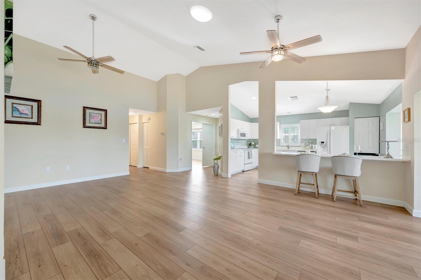 BAY ESTATES NORTH - Residential