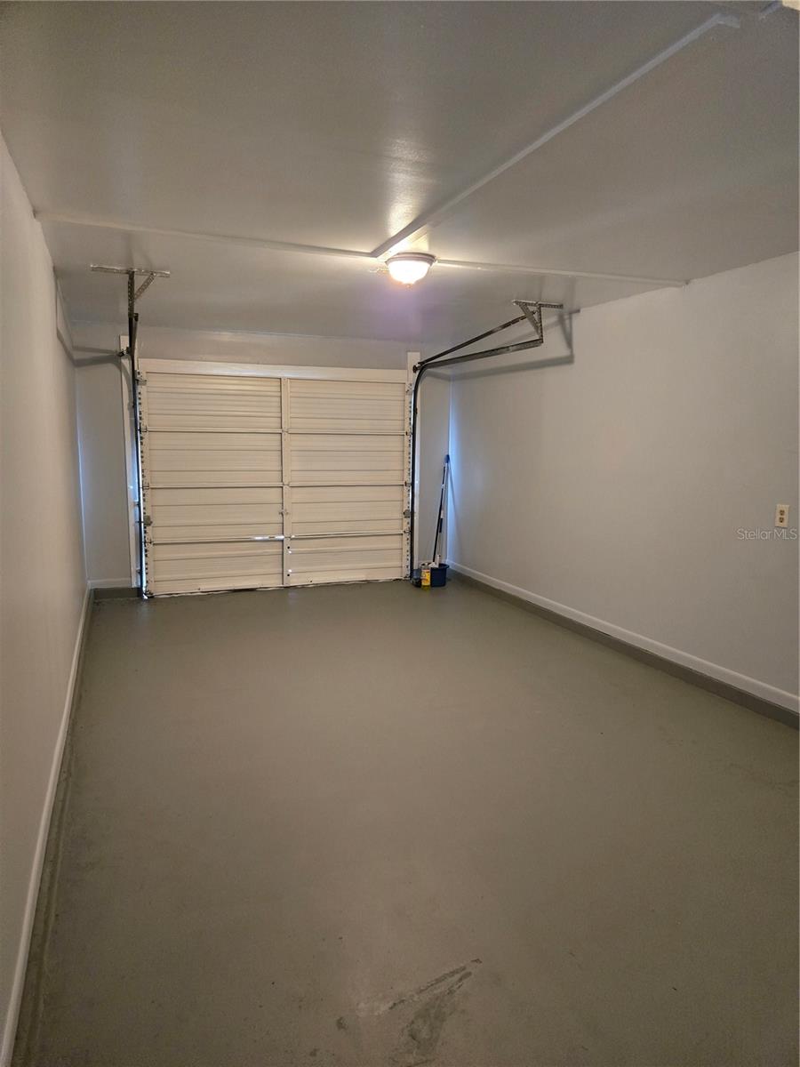 SILVER SPGS SHORES UN 01 - Residential