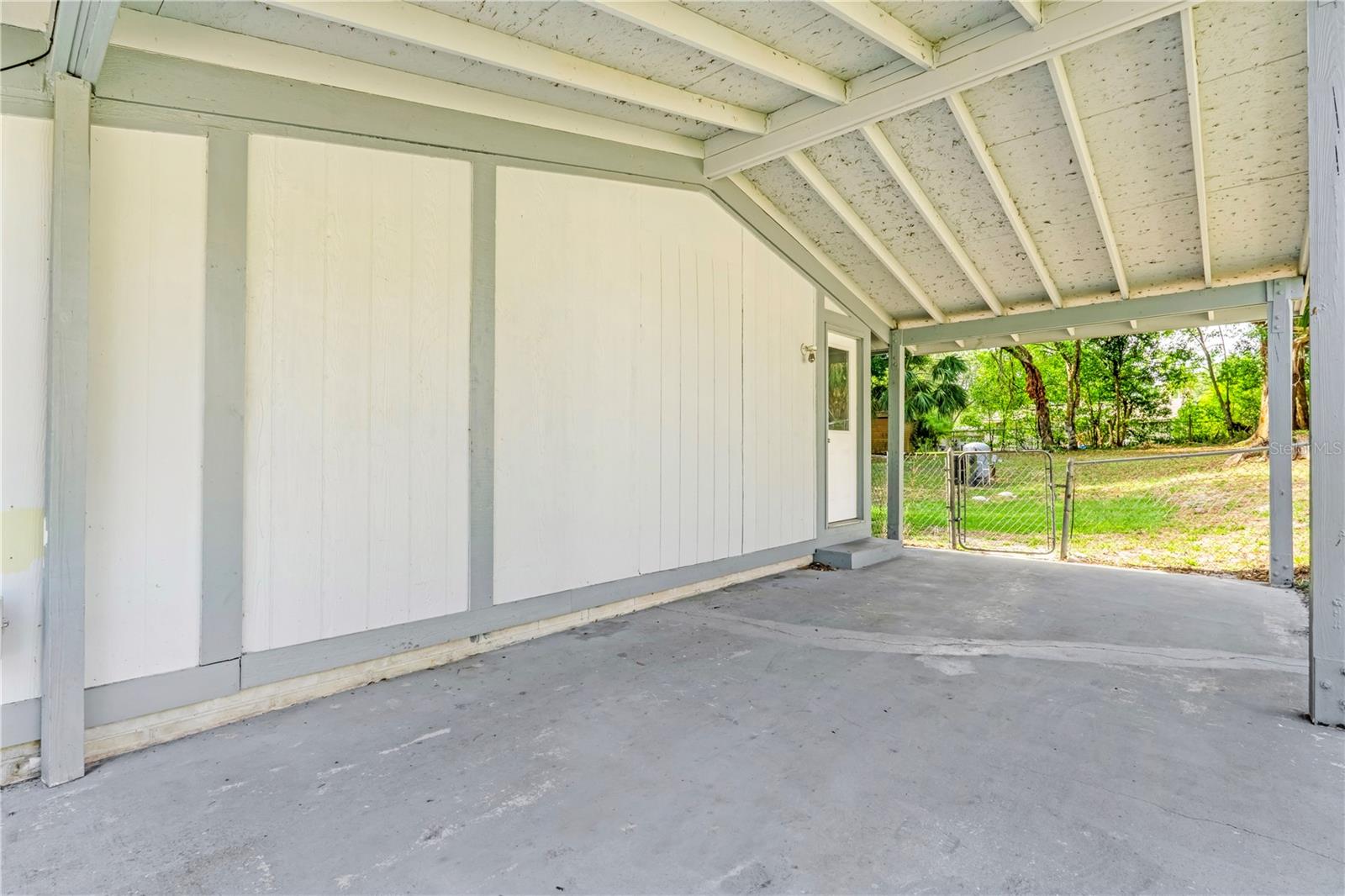PLANTATION ESTATES UNIT 01 - Residential