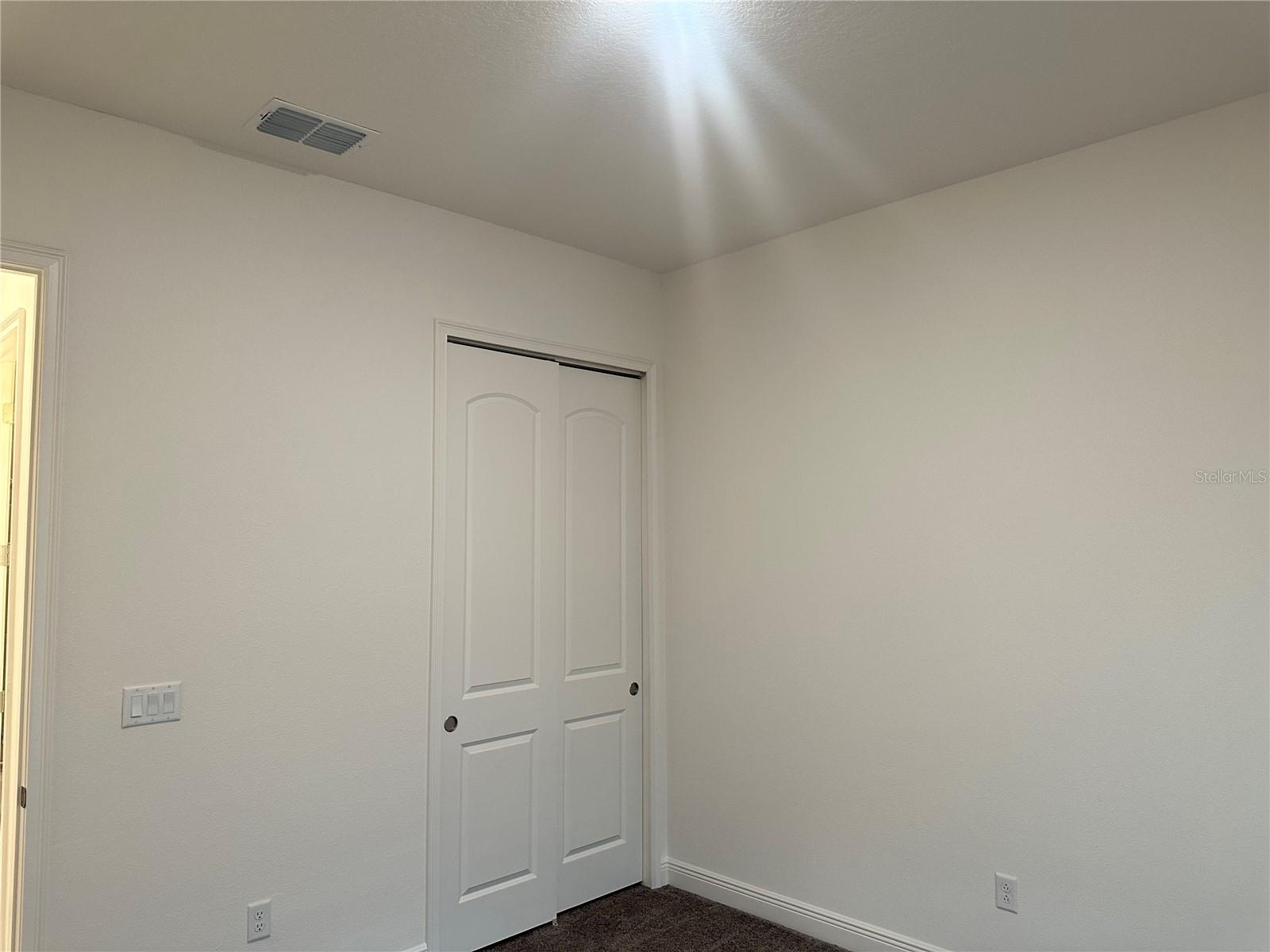 TWIN LAKES PH 8 - Residential Lease