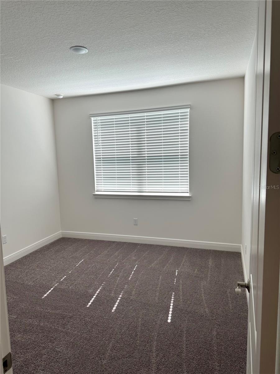 TWIN LAKES PH 8 - Residential Lease