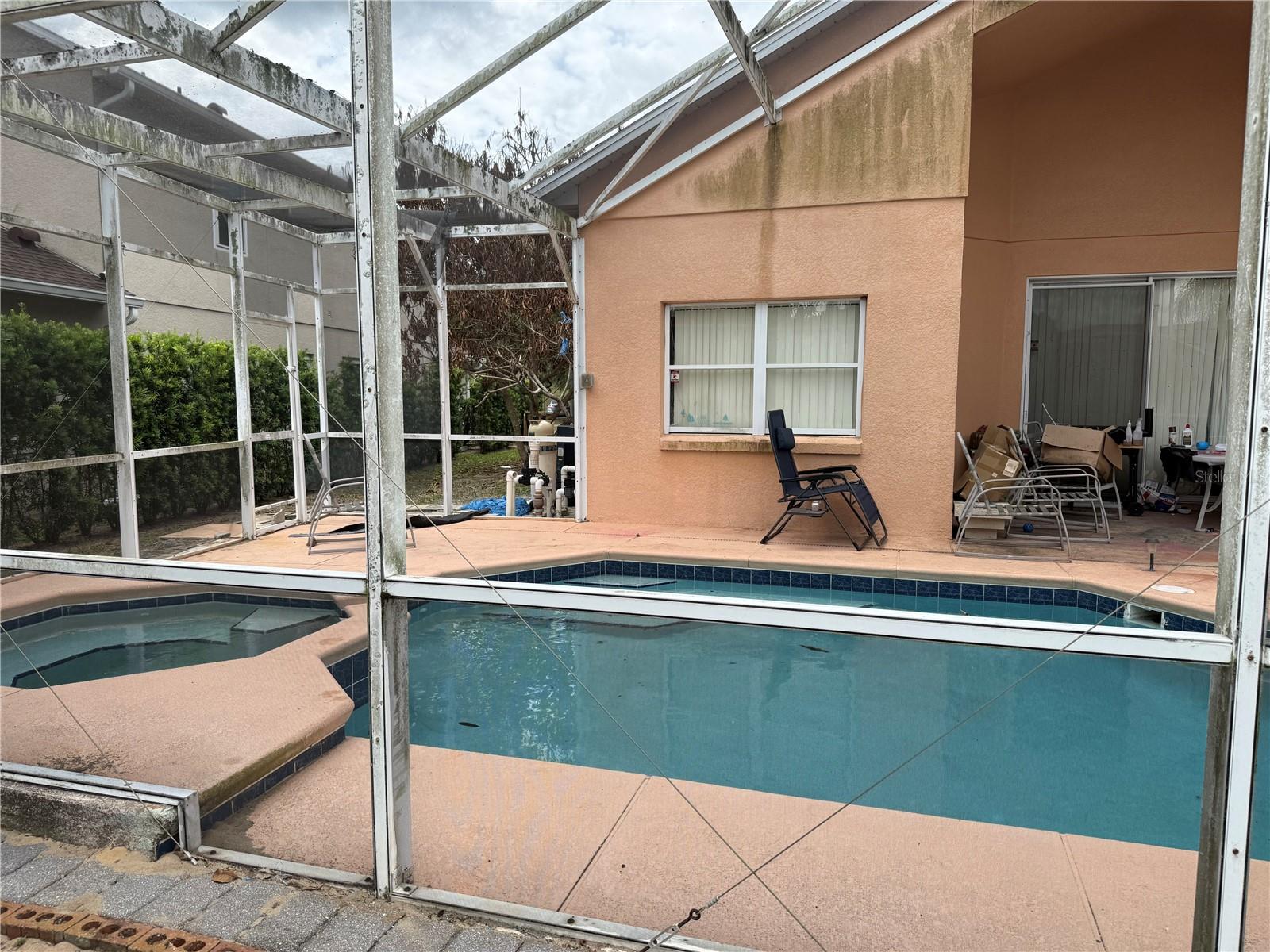 OAK ISLAND COVE - Residential