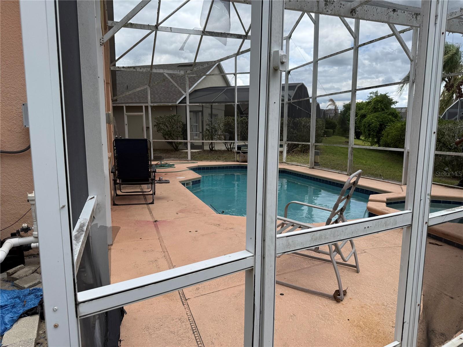 OAK ISLAND COVE - Residential