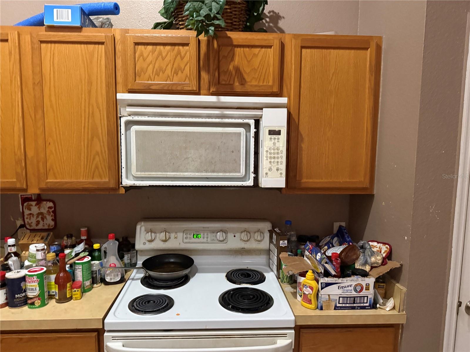 OAK ISLAND COVE - Residential