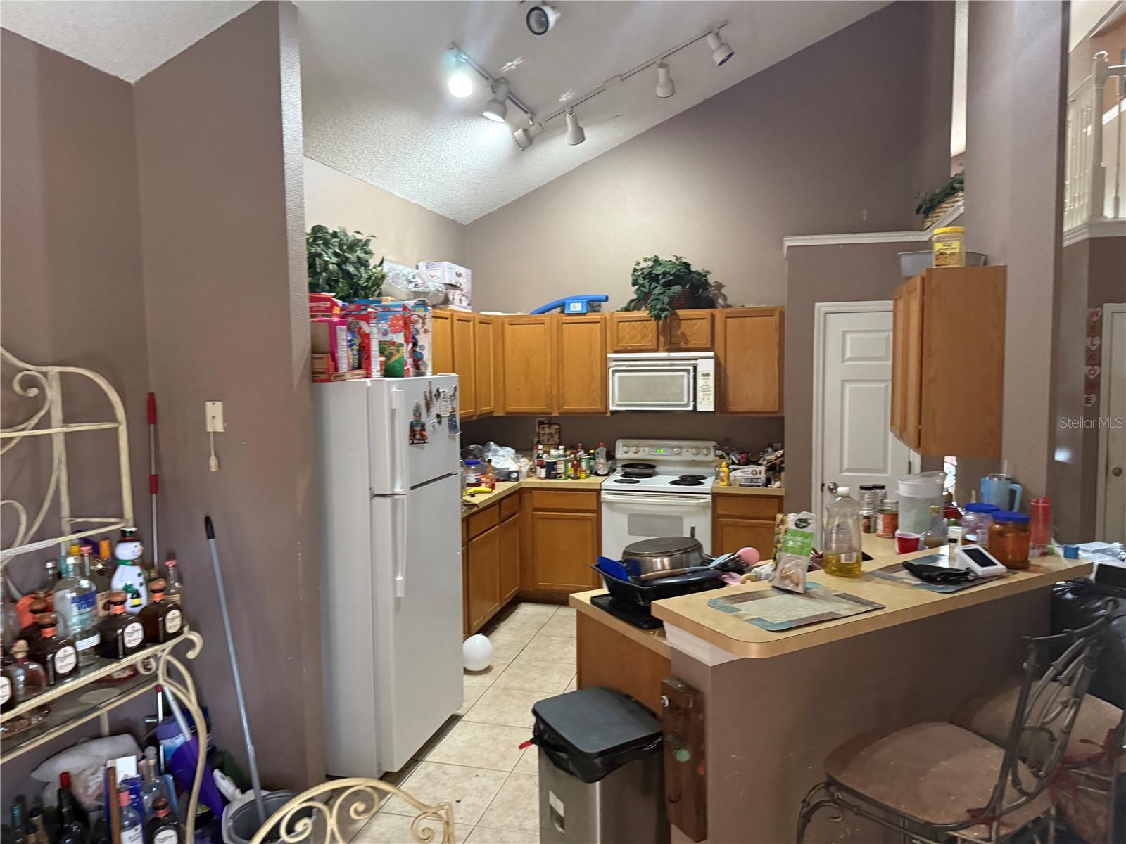 OAK ISLAND COVE - Residential