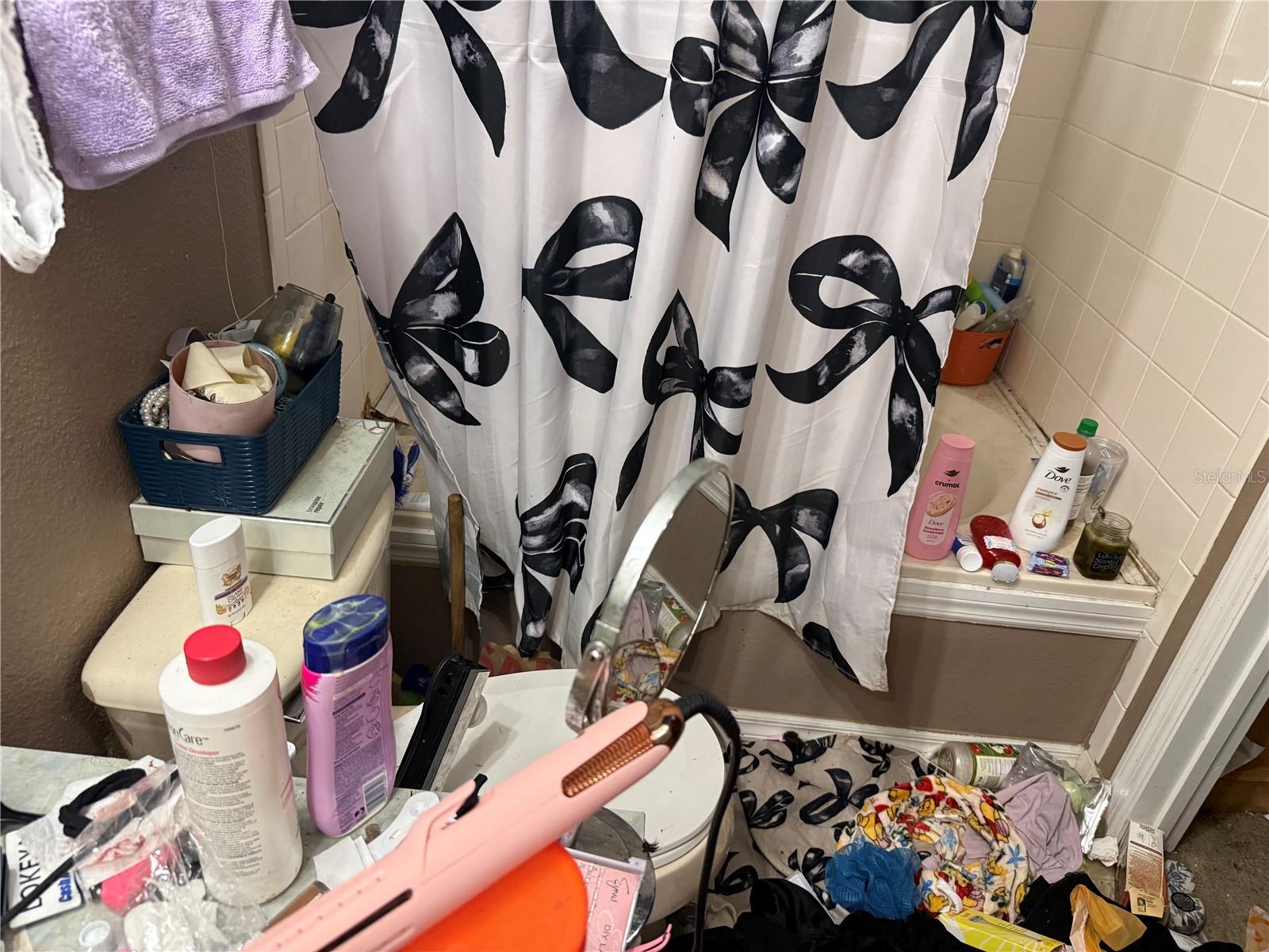 OAK ISLAND COVE - Residential