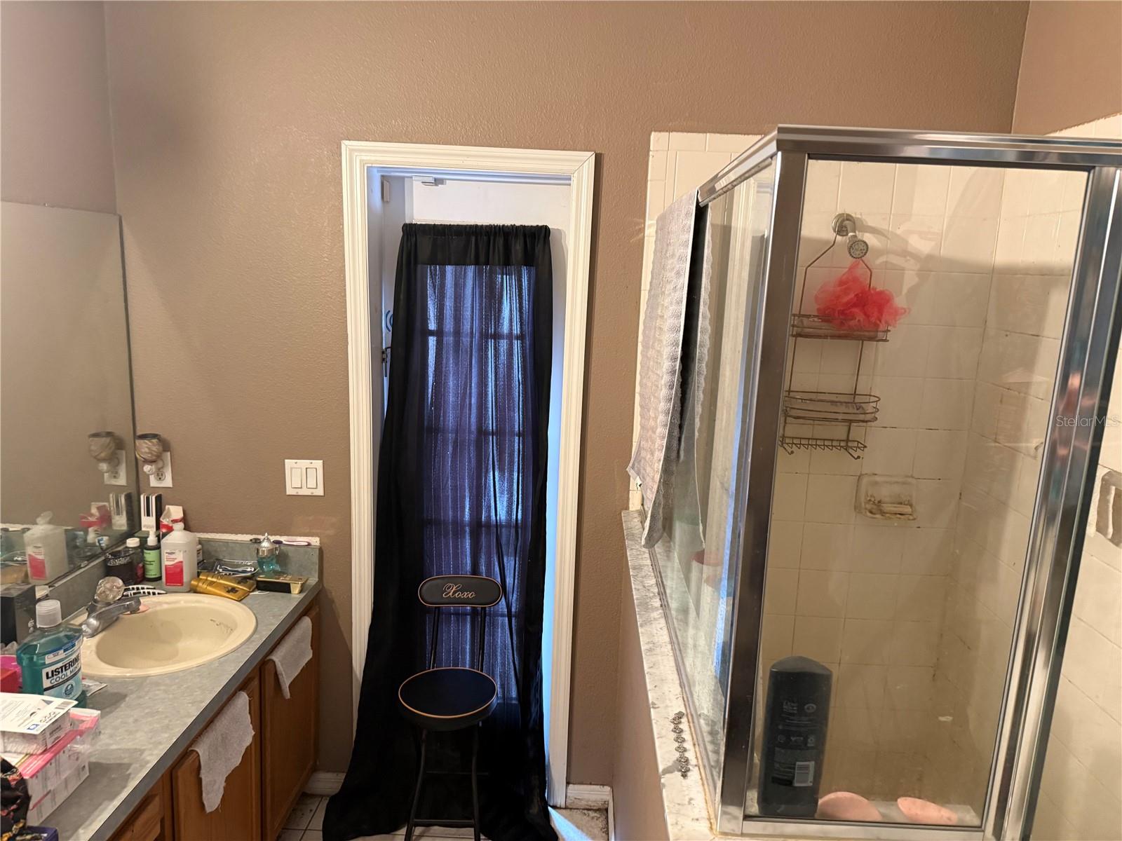 OAK ISLAND COVE - Residential