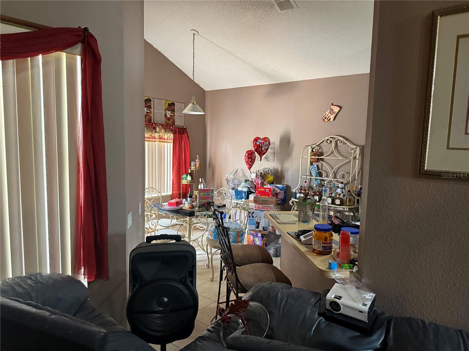 OAK ISLAND COVE - Residential