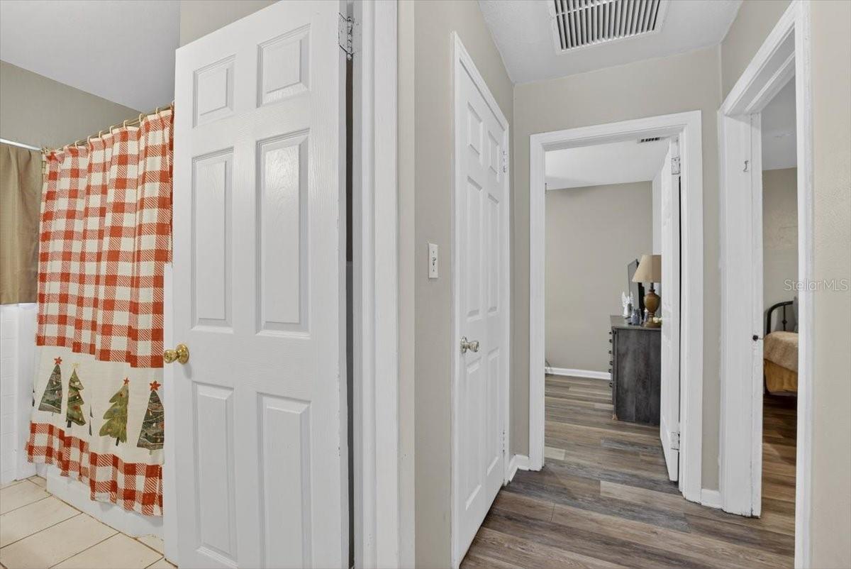 CITY ZEPHYRHILLS - Residential