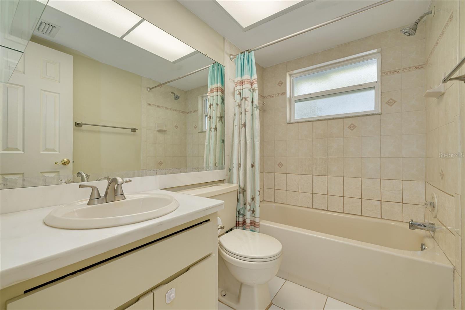 WILSHIRE ESTATES - Residential