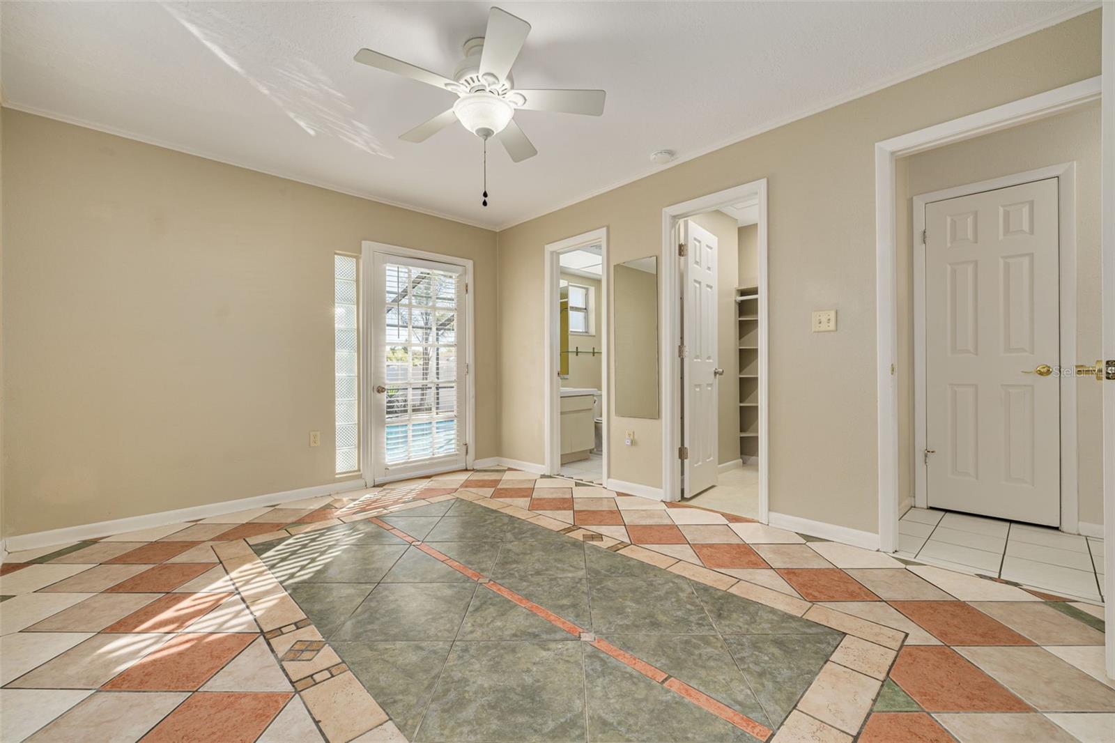 WILSHIRE ESTATES - Residential