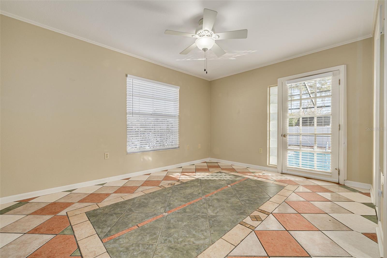 WILSHIRE ESTATES - Residential