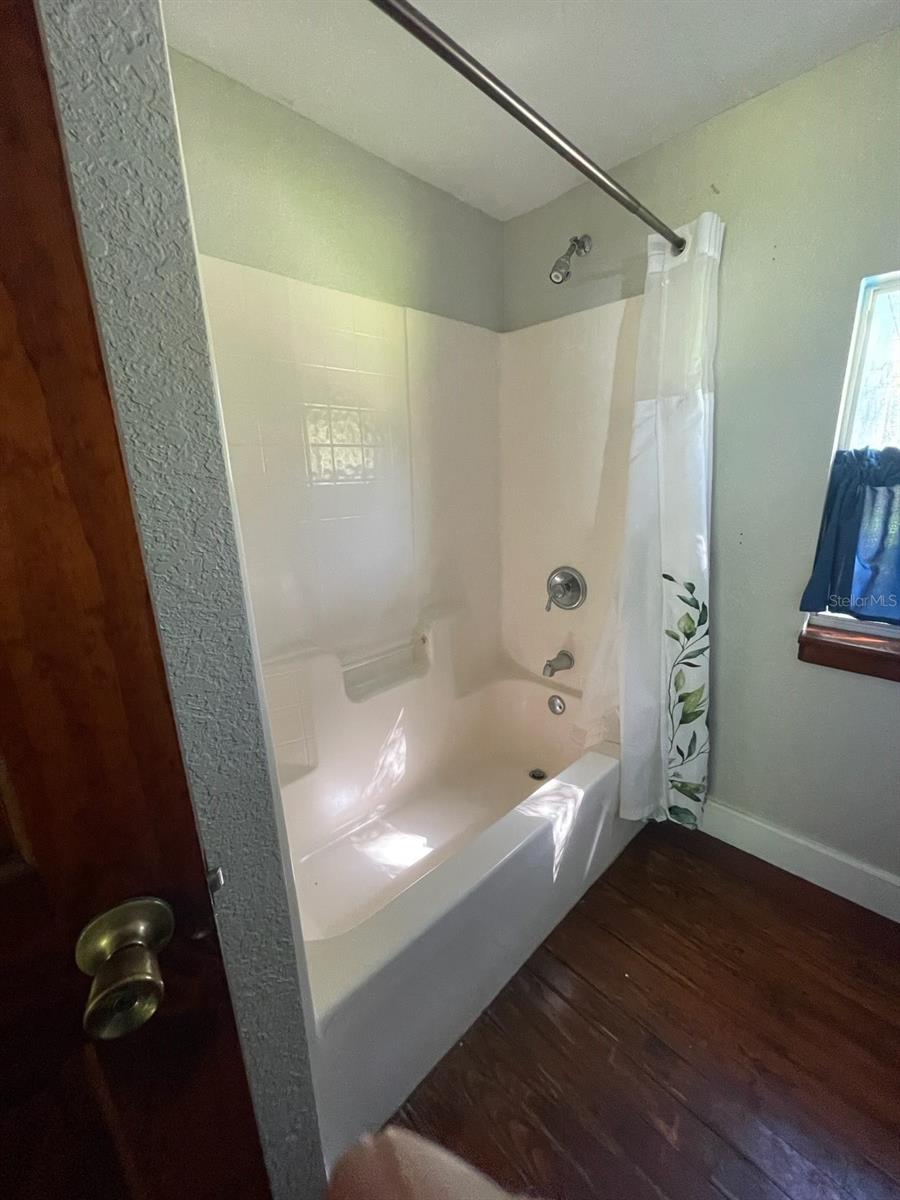 REBEL RUN - Residential