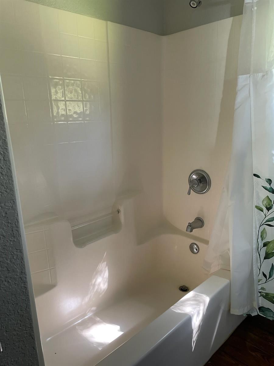 REBEL RUN - Residential