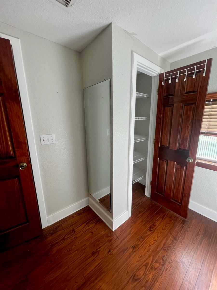 REBEL RUN - Residential