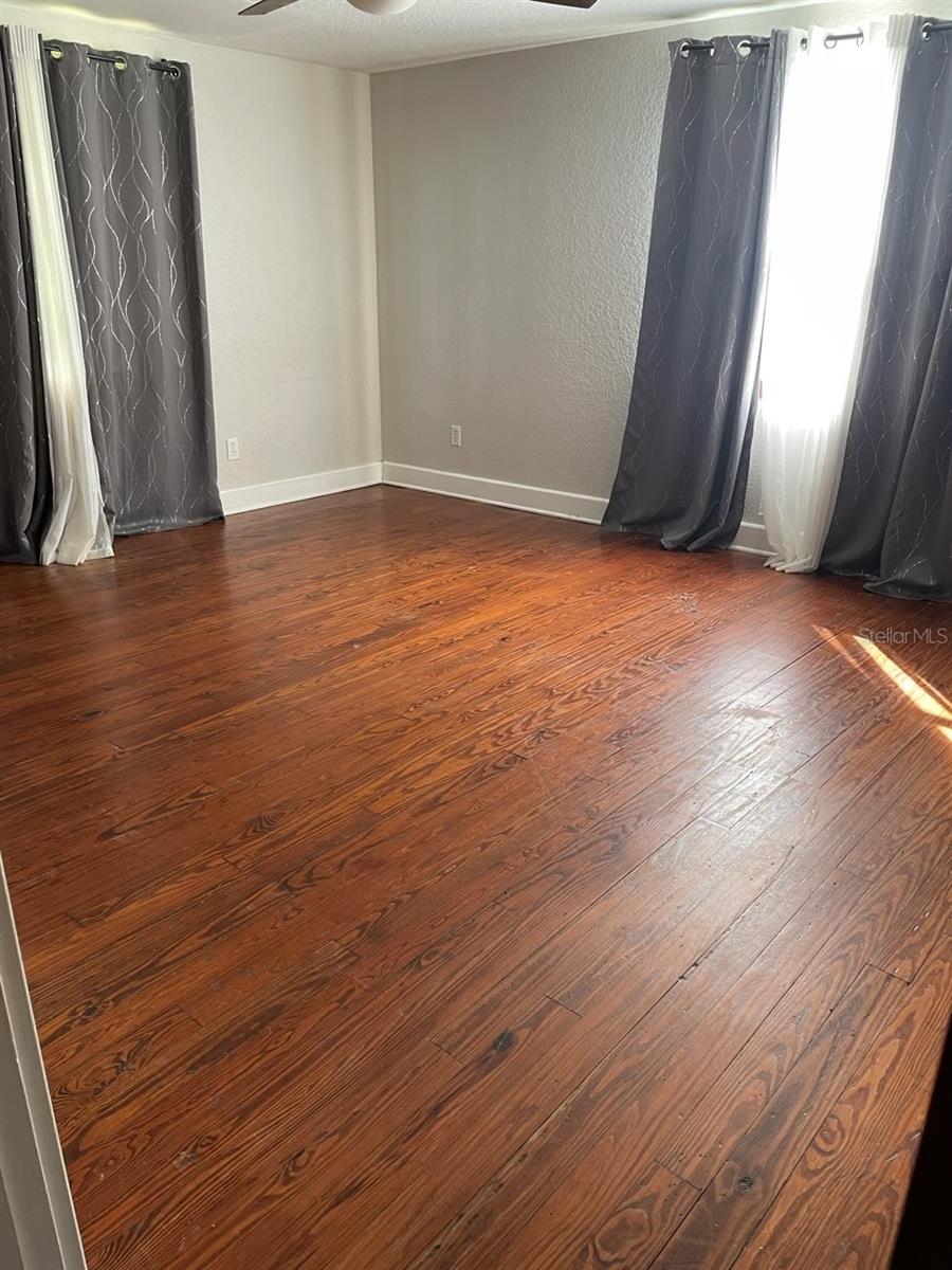 REBEL RUN - Residential