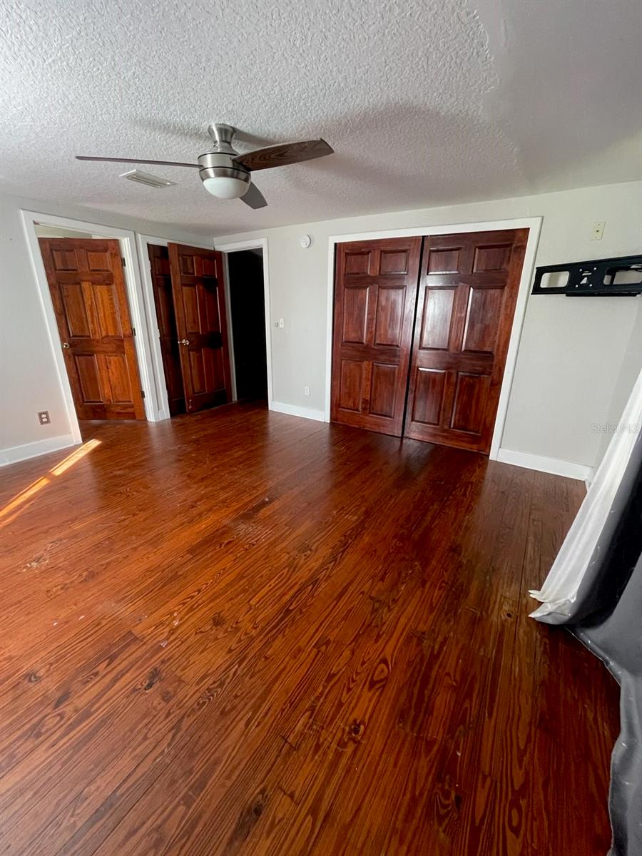 REBEL RUN - Residential