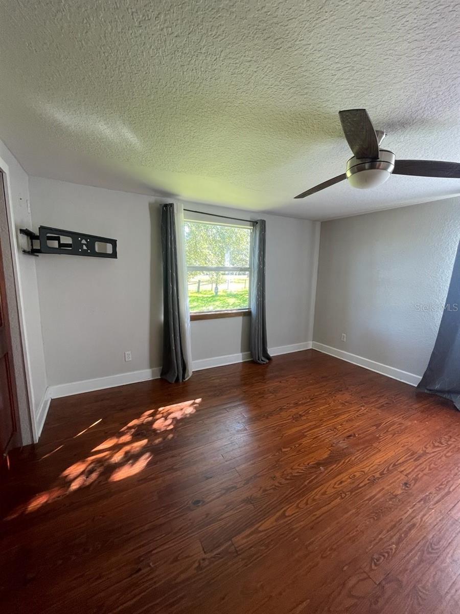 REBEL RUN - Residential