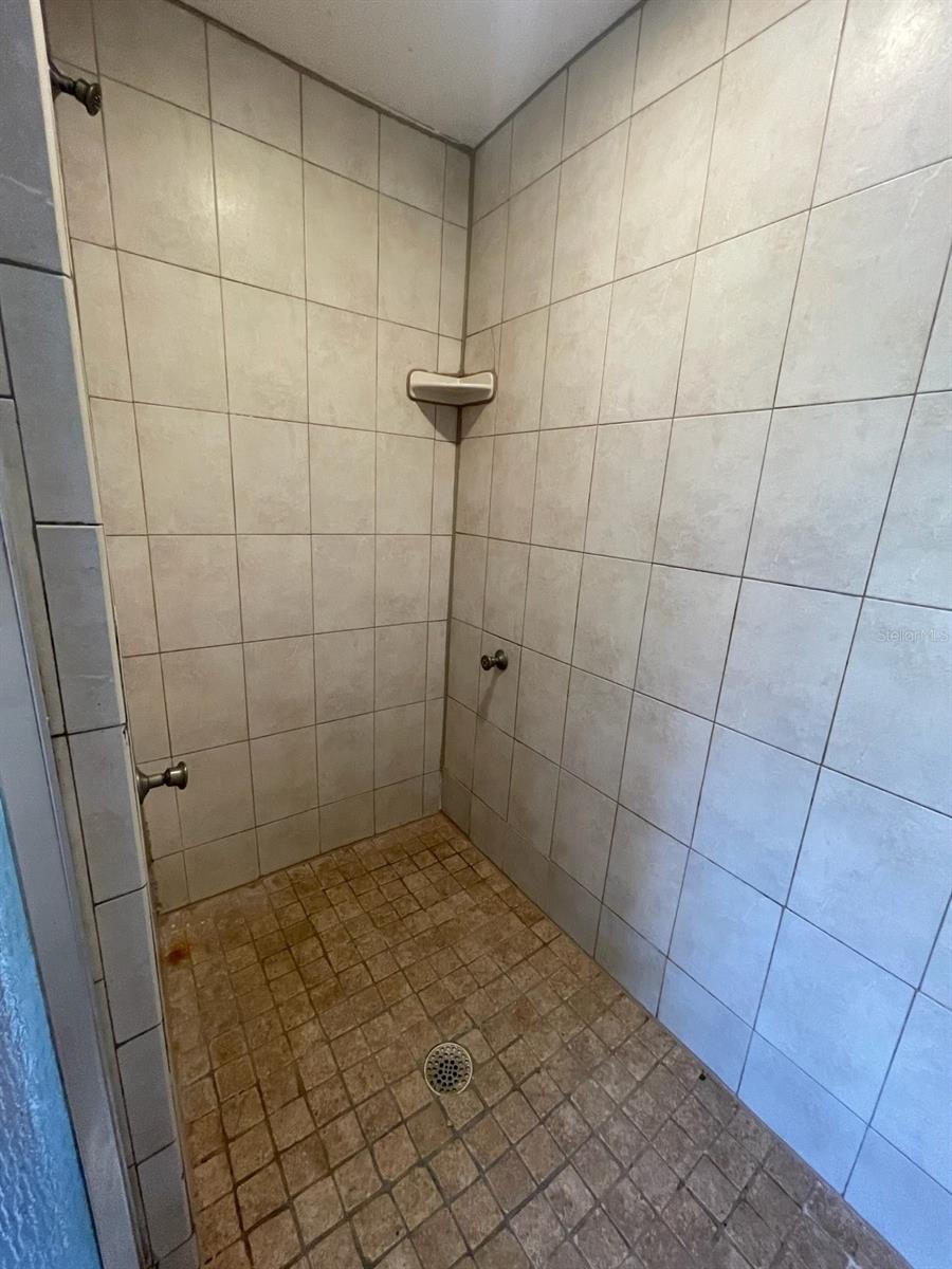 REBEL RUN - Residential