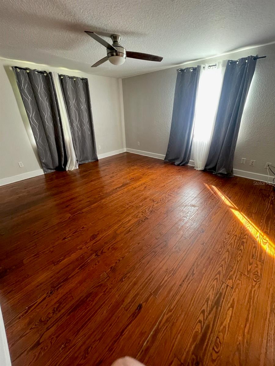 REBEL RUN - Residential