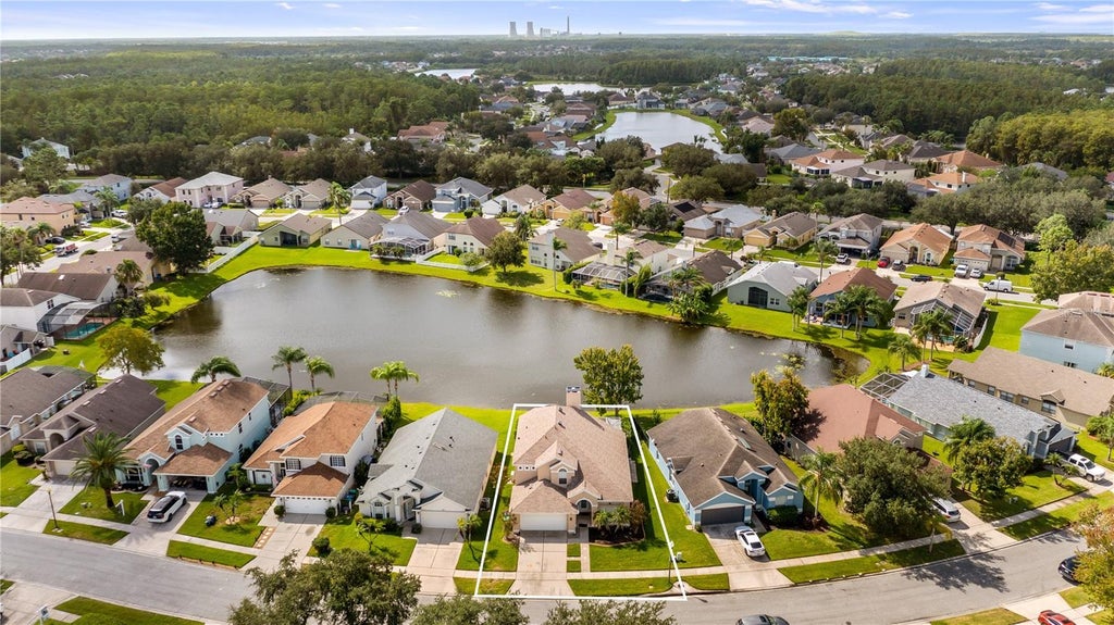 Photo of 522 Hardwood Circle, Orlando, FL 32828 (MLS # G5118087)